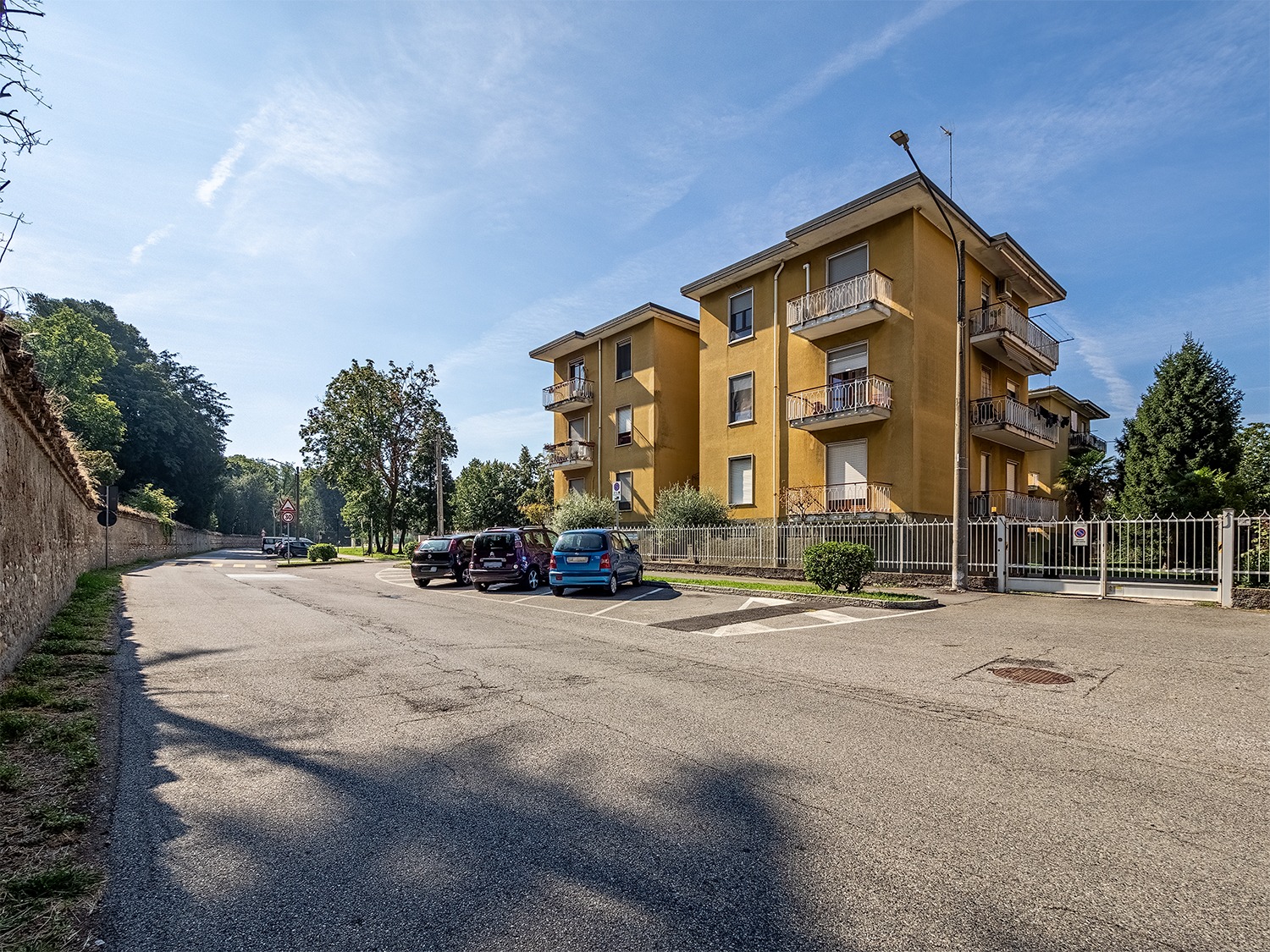 La palazzina di Via Cicogna 6 a Cuggiono